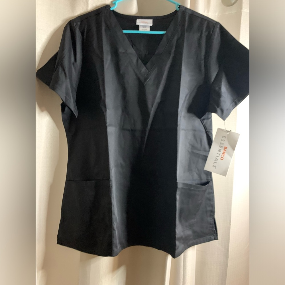 Scrub top size large - Picture 5 of 8